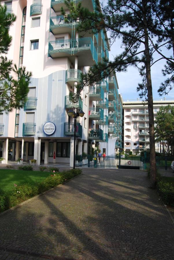 Residence Delle Terme Бибионе Екстериор снимка