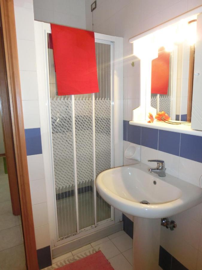 Residence Delle Terme Бибионе Екстериор снимка