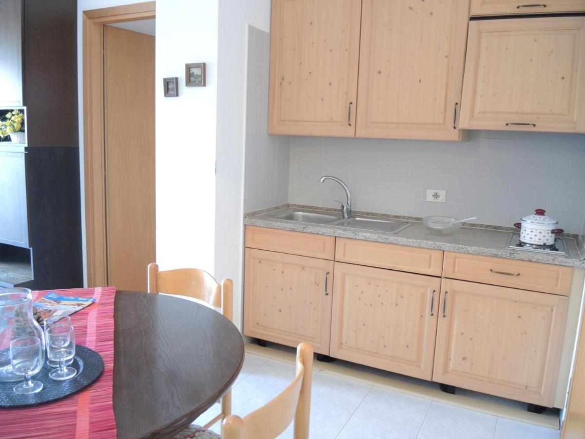Residence Delle Terme Бибионе Екстериор снимка