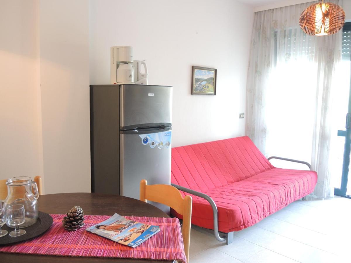 Residence Delle Terme Бибионе Екстериор снимка