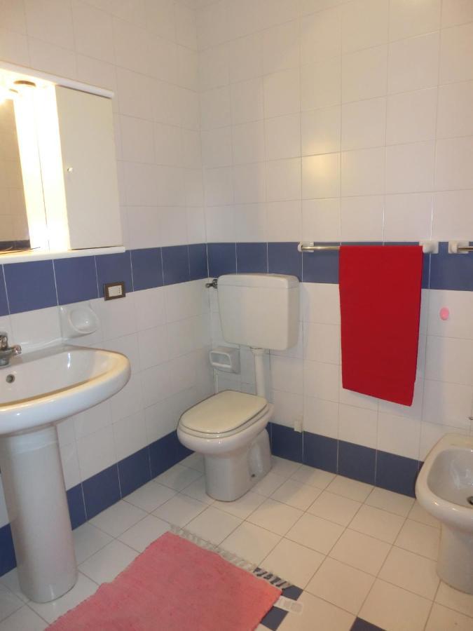 Residence Delle Terme Бибионе Екстериор снимка